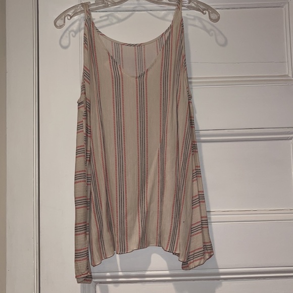 EVERLY cold shoulder printed blouse - Picture 4 of 5